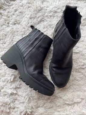 Eileen Fisher Kat Wedge‎